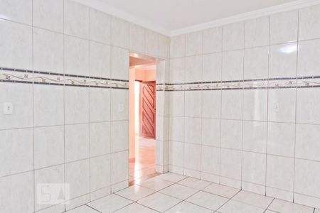 Casa para alugar com 90m², 2 quartos e 2 vagasCozinha