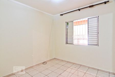 Quarto 1 de casa para alugar com 2 quartos, 90m² em Vila Hebe, São Paulo