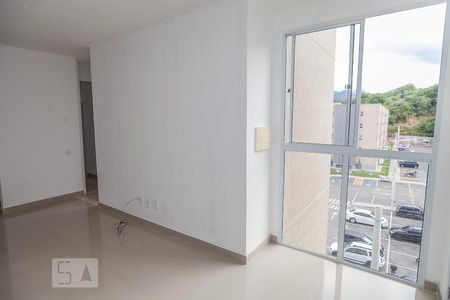 Sala de apartamento para alugar com 2 quartos, 45m² em Curicica, Rio de Janeiro
