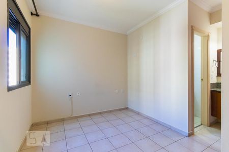 Quarto da suíte de apartamento para alugar com 1 quarto, 60m² em Cambuí, Campinas