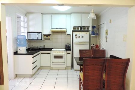 Apartamento para alugar com 65m², 2 quartos e 1 vagaCozinha