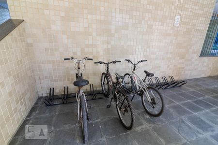 Área comum - Bicicletário de apartamento para alugar com 2 quartos, 57m² em Praça da Bandeira, Rio de Janeiro