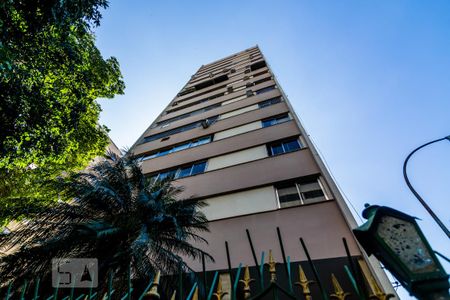 Fachada de apartamento para alugar com 2 quartos, 57m² em Praça da Bandeira, Rio de Janeiro