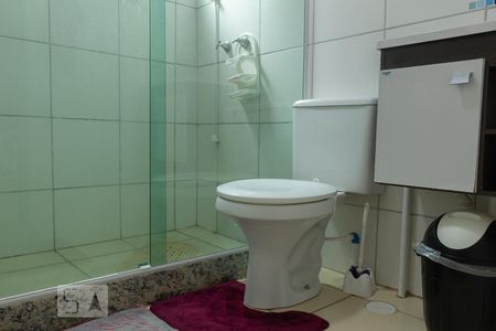 Apartamento para alugar com 42m², 2 quartos e 1 vagaDetalhe do banheiro
