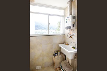 Apartamento à venda com 60m², 3 quartos e sem vagaÁrea de Serviço