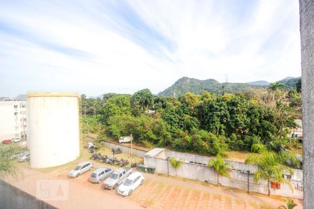 Vista da Sala de apartamento à venda com 3 quartos, 60m² em Vargem Pequena, Rio de Janeiro