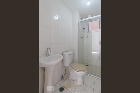 Banheiro de apartamento à venda com 2 quartos, 58m² em Santa Maria, Osasco