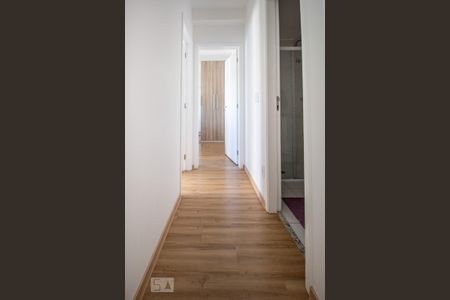 Apartamento para alugar com 64m², 2 quartos e 1 vagaCorredor