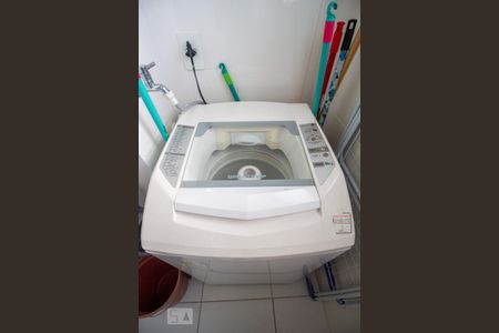 Apartamento para alugar com 64m², 2 quartos e 1 vagaÁrea de Serviço