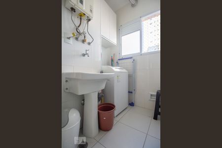 Apartamento para alugar com 64m², 2 quartos e 1 vagaÁrea de Serviço