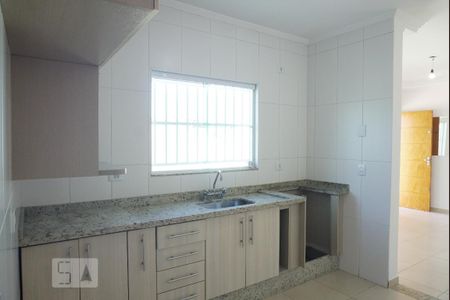 Casa para alugar com 65m², 2 quartos e 4 vagasCozinha
