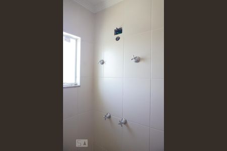 Casa para alugar com 65m², 2 quartos e 4 vagasBanheiro da Suíte 1