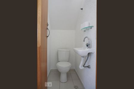 Lavabo de casa à venda com 2 quartos, 65m² em Jardim Hercilia, São Paulo