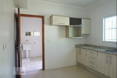 Casa para alugar com 65m², 2 quartos e 4 vagasCozinha