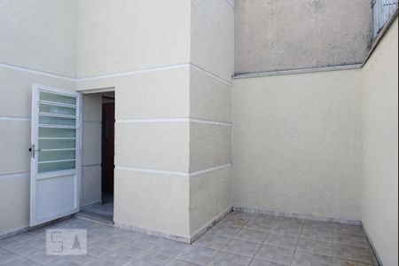 Casa para alugar com 65m², 2 quartos e 4 vagasQuintal
