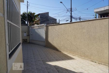 Casa para alugar com 65m², 2 quartos e 4 vagasQuintal
