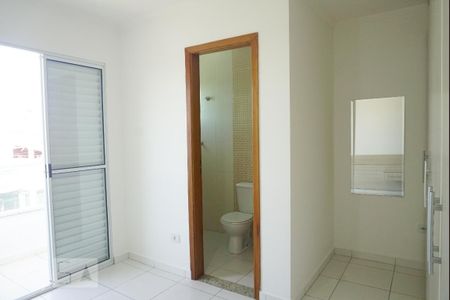 Casa para alugar com 65m², 2 quartos e 4 vagasSuíte 1