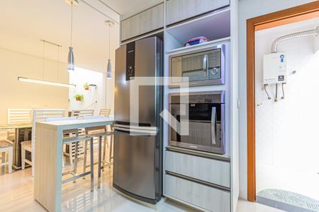 Casa à venda com 195m², 3 quartos e 4 vagas Casa à venda com 195m², 3 quartos e 4 vagasCozinha