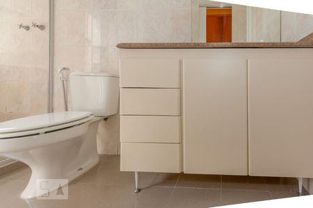 Apartamento para alugar com 80m², 2 quartos e 1 vagaBanheiro da Suíte