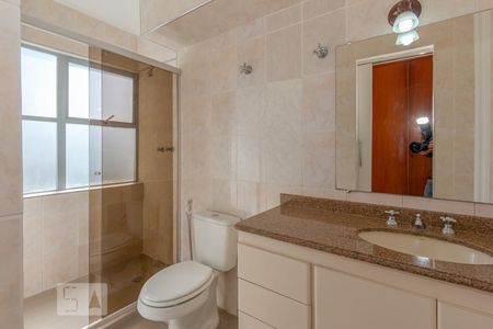 Apartamento para alugar com 80m², 2 quartos e 1 vagaBanheiro da Suíte