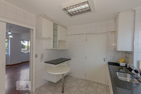 Apartamento para alugar com 80m², 2 quartos e 1 vagaCozinha