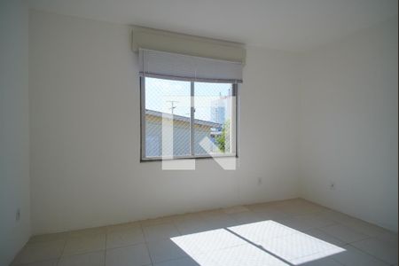 Quarto 2 de apartamento para alugar com 2 quartos, 86m² em Jardim Itu Sabará, Porto Alegre