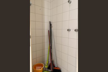 Apartamento para alugar com 85m², 3 quartos e 2 vagas Apartamento para alugar com 85m², 3 quartos e 2 vagasBanheiro de Serviço