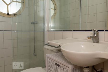 Apartamento para alugar com 85m², 3 quartos e 2 vagas Apartamento para alugar com 85m², 3 quartos e 2 vagasBanheiro