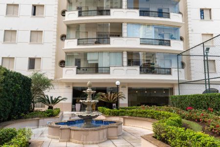 Apartamento para alugar com 85m², 3 quartos e 2 vagas Apartamento para alugar com 85m², 3 quartos e 2 vagasFachada