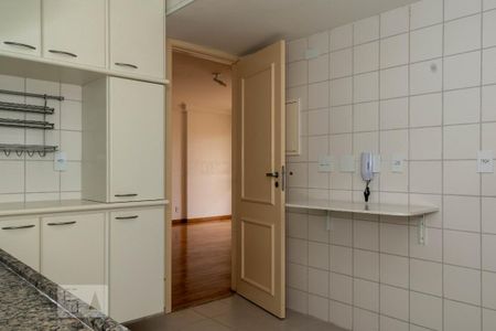 Apartamento para alugar com 85m², 3 quartos e 2 vagas Apartamento para alugar com 85m², 3 quartos e 2 vagasCozinha