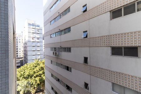 Vista da sala e do quarto 1 de apartamento para alugar com 2 quartos, 75m² em Jardim Paulista, São Paulo