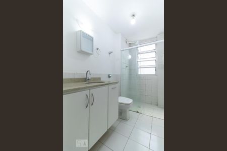 Apartamento para alugar com 75m², 2 quartos e sem vaga Apartamento para alugar com 75m², 2 quartos e sem vagaBanheiro