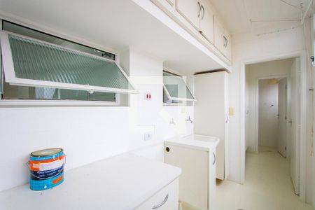 Apartamento à venda com 133m², 3 quartos e 1 vagaÁrea de serviço