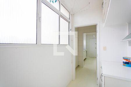 Apartamento à venda com 133m², 3 quartos e 1 vagaÁrea de serviço