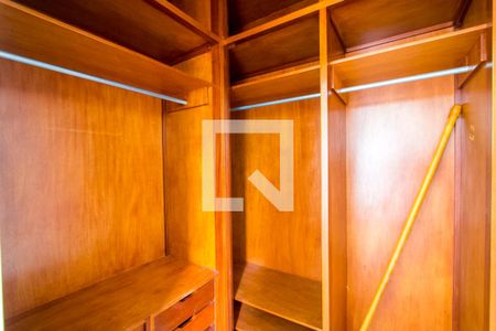 Apartamento à venda com 133m², 3 quartos e 1 vagaCloset do quarto 1