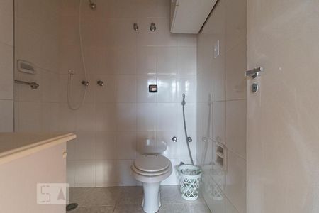 Banheiro da Suíte de apartamento para alugar com 3 quartos, 126m² em Bela Vista, São Paulo