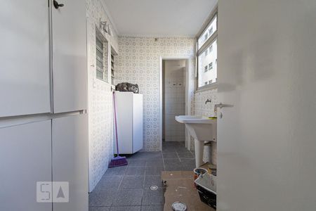 Apartamento para alugar com 126m², 3 quartos e 1 vagaÁrea de Serviço