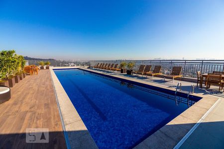 Studio à venda com 29m², 1 quarto e 1 vaga Studio à venda com 29m², 1 quarto e 1 vagaÁrea comum - Piscina