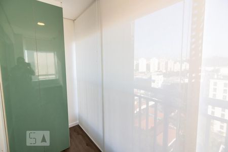 Studio à venda com 29m², 1 quarto e 1 vaga Studio à venda com 29m², 1 quarto e 1 vagaÁrea de Serviço