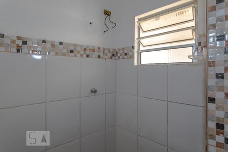 Banheiro de kitnet/studio para alugar com 1 quarto, 40m² em Vila Mogi Moderno, Mogi das Cruzes