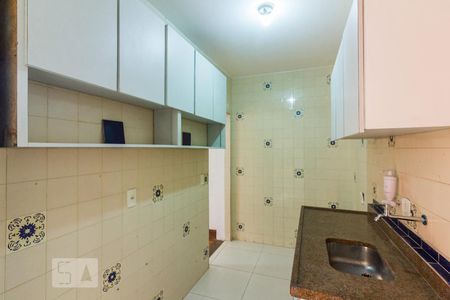 Cozinha de kitnet/studio para alugar com 1 quarto, 35m² em Vila Rica, São Paulo