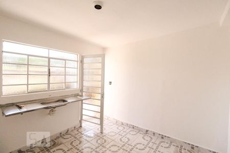 Casa para alugar com 100m², 3 quartos e 1 vagaCozinha 2