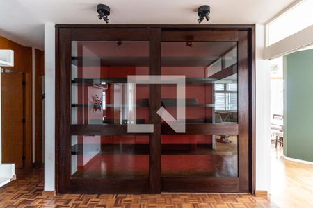 Apartamento à venda com 178m², 3 quartos e 1 vagaSala de Televisão