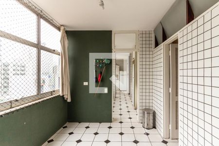 Apartamento à venda com 178m², 3 quartos e 1 vagaÁrea de Serviço