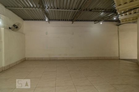 Apartamento à venda com 44m², 2 quartos e 1 vaga Apartamento à venda com 44m², 2 quartos e 1 vagaÁrea comum - Salão de festas