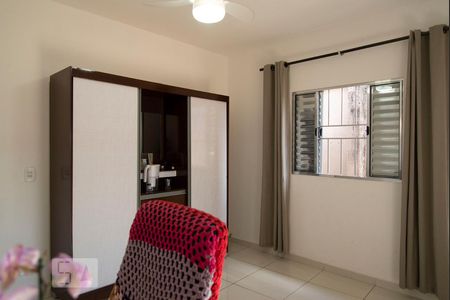 Casa à venda com 87m², 4 quartos e sem vaga Casa à venda com 87m², 4 quartos e sem vagaQuarto 4