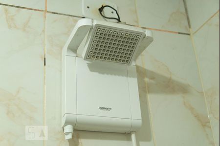 Casa à venda com 87m², 4 quartos e sem vaga Casa à venda com 87m², 4 quartos e sem vagaChuveiro