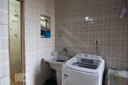 Casa à venda com 87m², 4 quartos e sem vaga Casa à venda com 87m², 4 quartos e sem vagaLavanderia