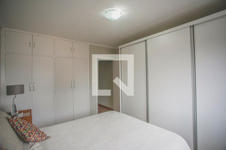 Casa à venda com 167m², 3 quartos e 2 vagas Casa à venda com 167m², 3 quartos e 2 vagasQuarto 1