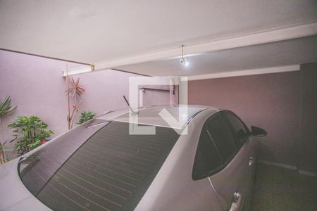 Casa à venda com 167m², 3 quartos e 2 vagas Casa à venda com 167m², 3 quartos e 2 vagasGaragem